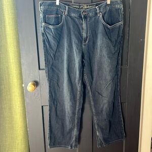 Tommy Bahama Classic sz 42x30 jeans.